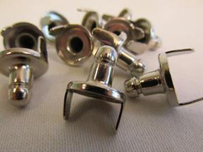 ONE-WAY-LIFT STUD T...